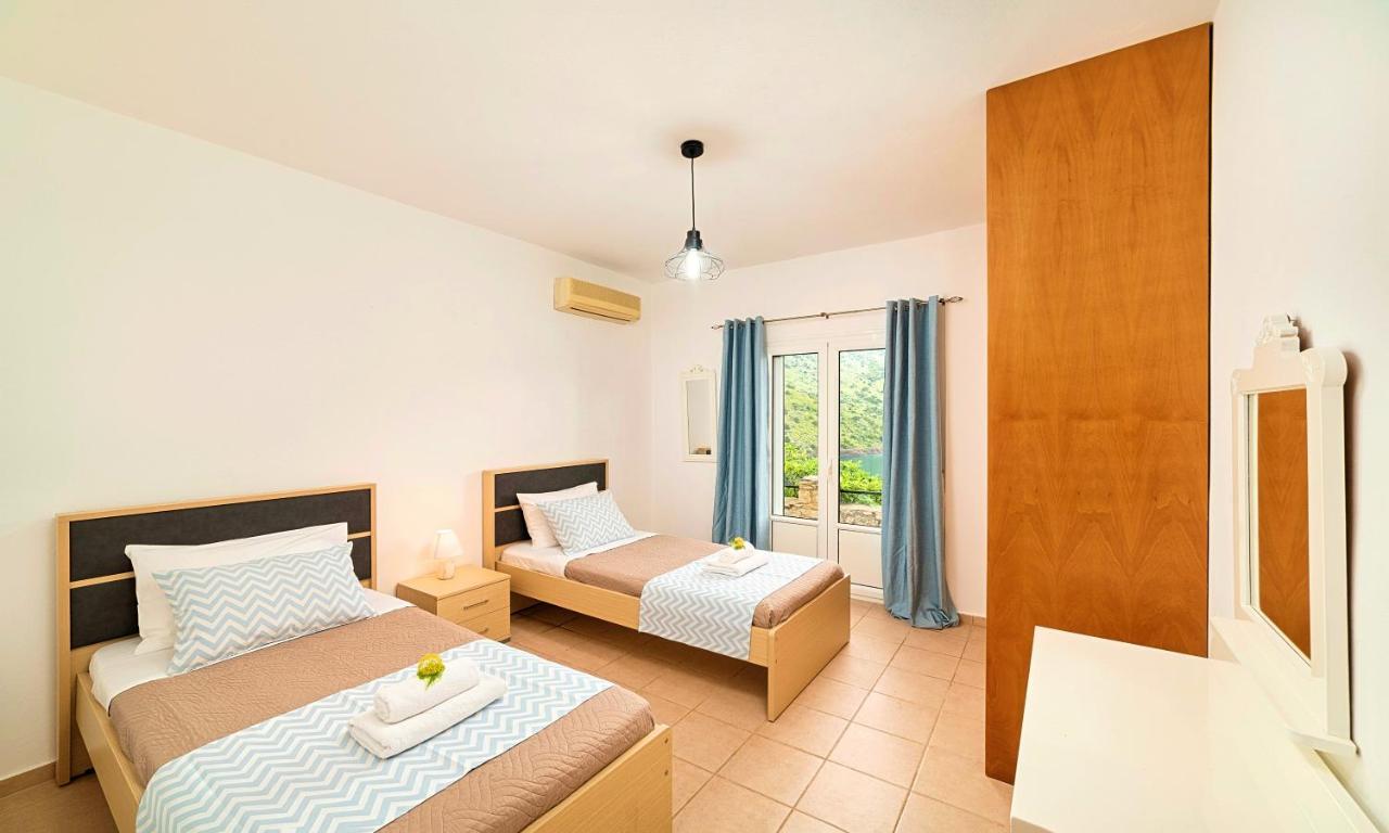 Du Lac Villas Kournas Luaran gambar