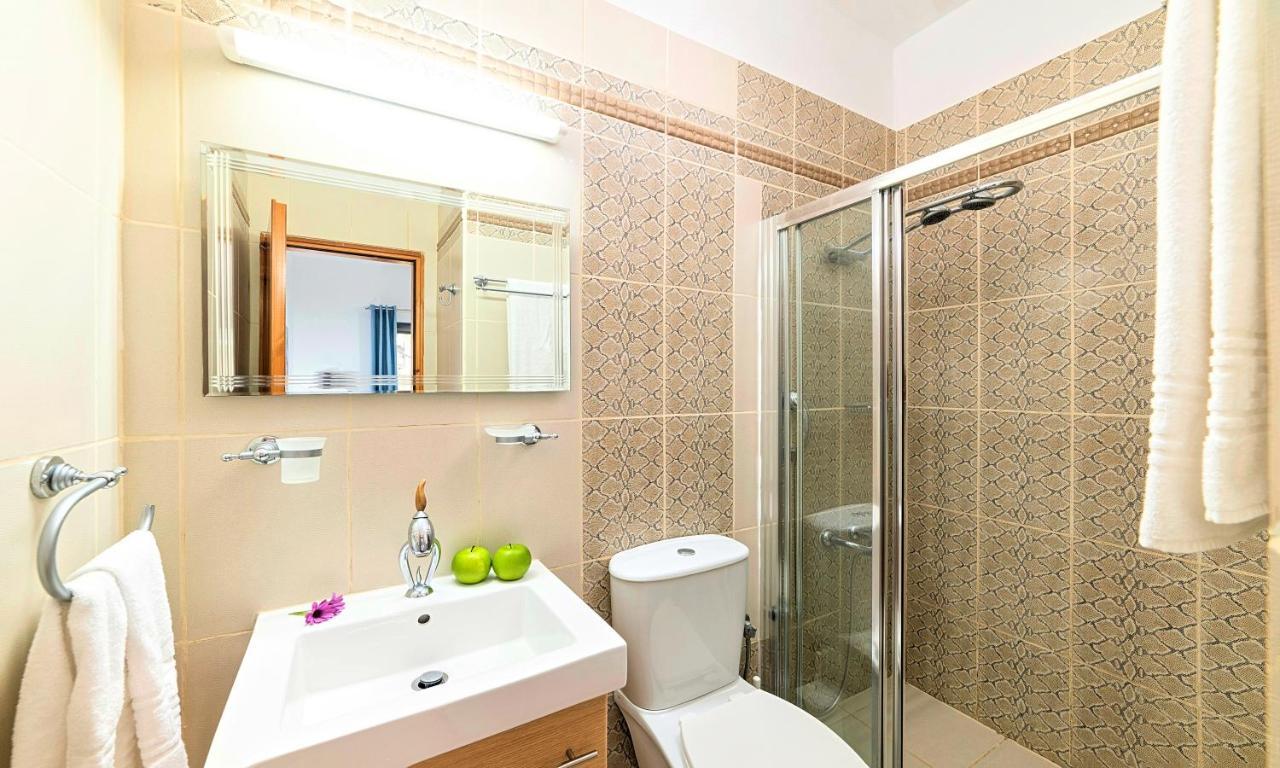 Du Lac Villas Kournas Luaran gambar