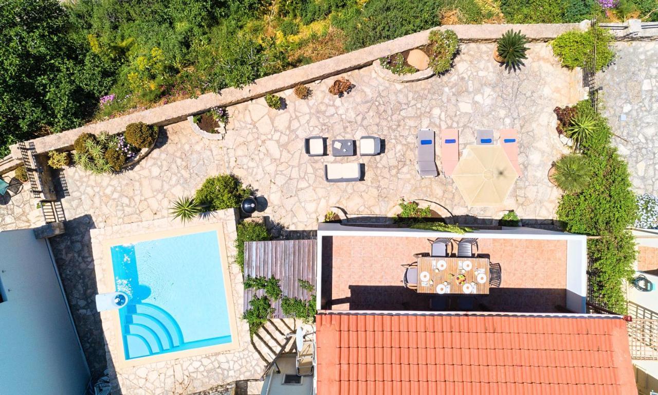 Du Lac Villas Kournas Luaran gambar